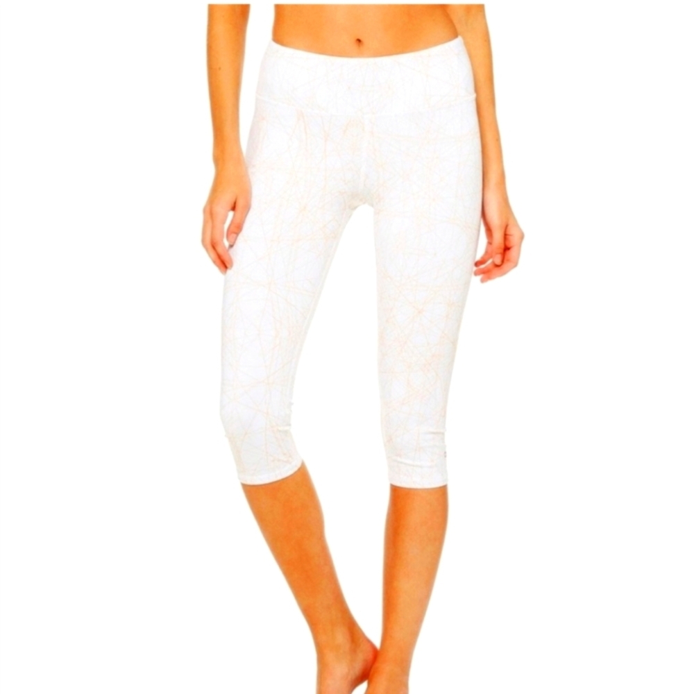 Alo Yoga Women's  Geometric Pattern Capri Leggings- Size Small- NWOT 🧡 - Picture 2 of 6